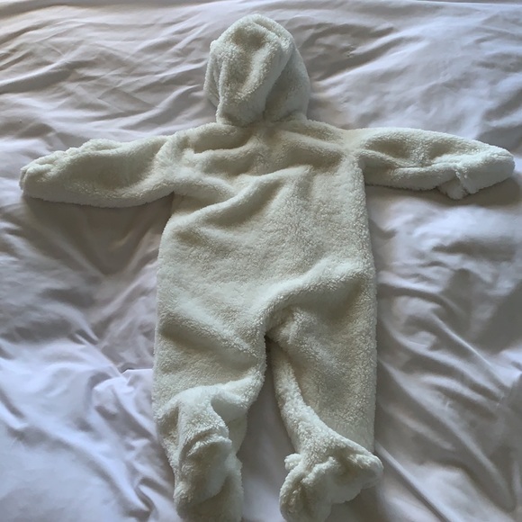 Fleece Bunting Bear Suit with Mittens - Picture 10 of 12